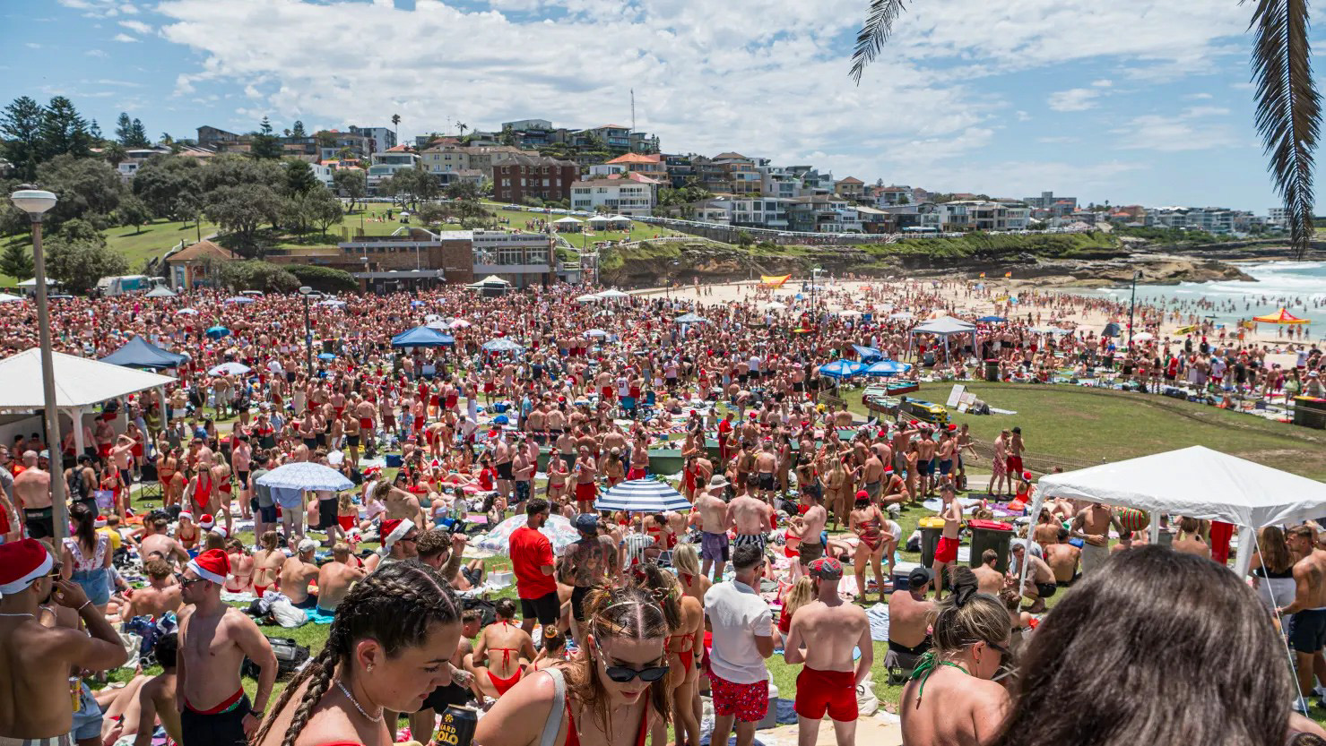 Seas of Rubbish at Bronte Beach Could Result in Wave of Tourist Visas Suspended